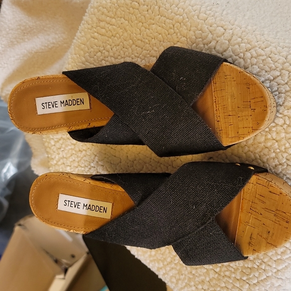 Heels - Picture 3 of 5